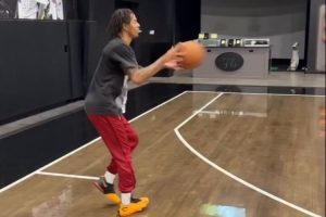 NBA76人直播_高清免费观看_76人比赛回放视频集锦