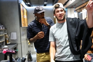 NBA湖人直播_高清免费观看_湖人比赛回放视频集锦