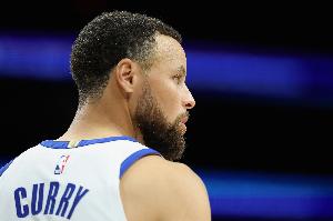 勇士vs库里直播_NBA高清免费观看_勇士vs库里比赛回放视频集锦