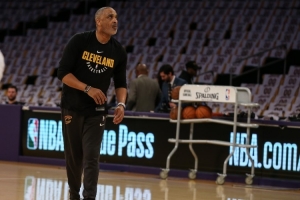 76人vs詹姆斯直播_NBA高清免费观看_76人vs詹姆斯比赛回放视频集锦