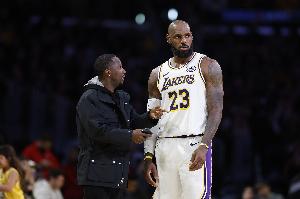 76人vs詹姆斯直播_NBA高清免费观看_76人vs詹姆斯比赛回放视频集锦