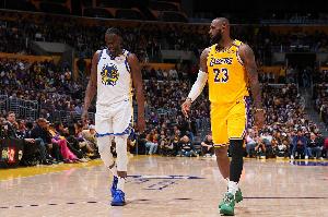追梦vs詹姆斯直播_NBA高清免费观看_追梦vs詹姆斯比赛回放视频集锦