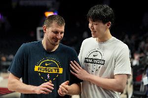 约基奇vs杨瀚森直播_NBA高清免费观看_约基奇vs杨瀚森比赛回放视频集锦