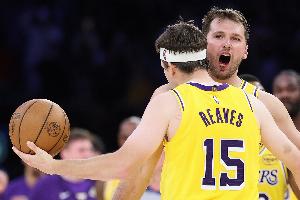 NBA湖人直播_高清免费观看_湖人比赛回放视频集锦