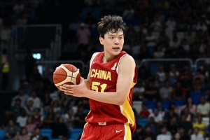 中国篮球vs中国队直播_CBA高清免费观看_中国篮球vs中国队比赛回放视频集锦